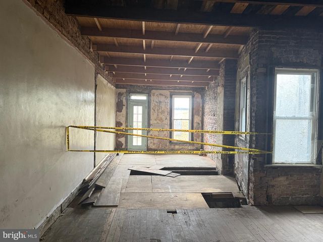 2754 RIGGS AVE, Baltimore, MD 21216