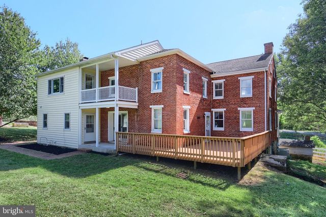 8219 LEHMAN RD, Dallastown, PA 17313