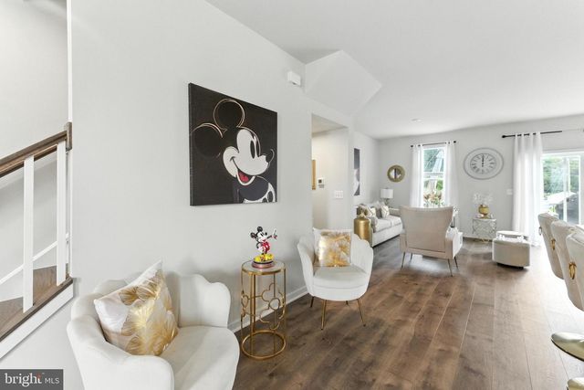 406 HONEYBERRY LN, Fredericksburg, VA 22405