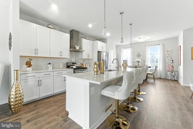 406 HONEYBERRY LN, Fredericksburg, VA 22405
