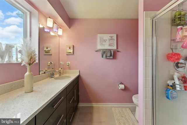 406 HONEYBERRY LN, Fredericksburg, VA 22405