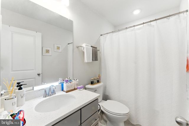 406 HONEYBERRY LN, Fredericksburg, VA 22405