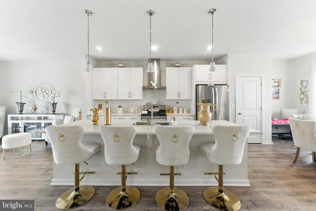 406 HONEYBERRY LN, Fredericksburg, VA 22405