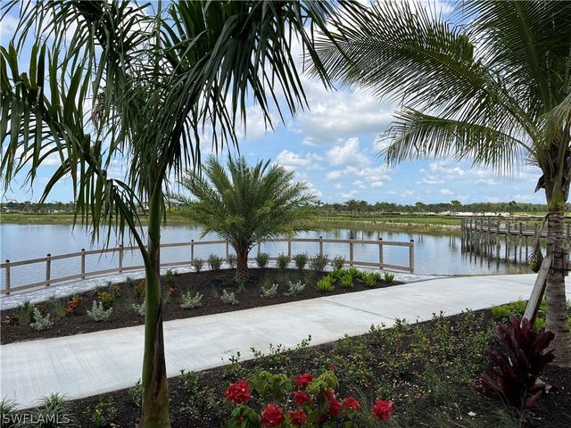 4062 Aquila PL, Naples, FL 34120