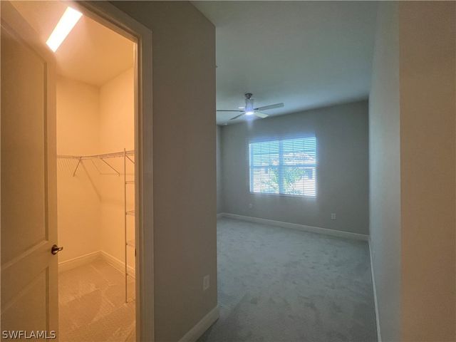 4062 Aquila PL, Naples, FL 34120