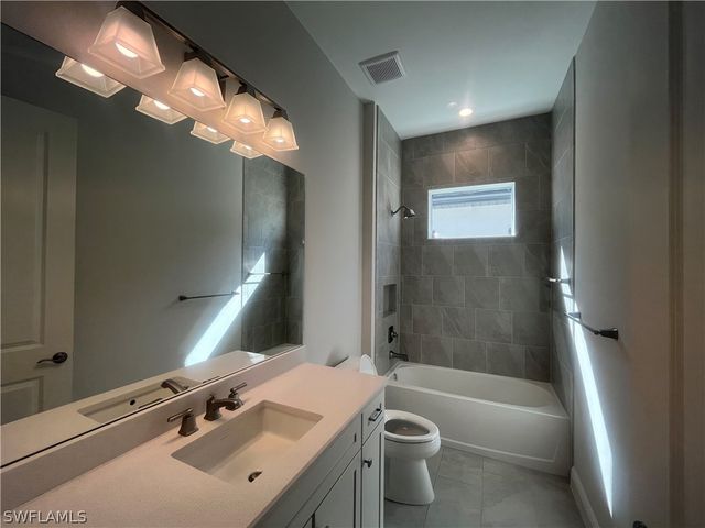 4062 Aquila PL, Naples, FL 34120