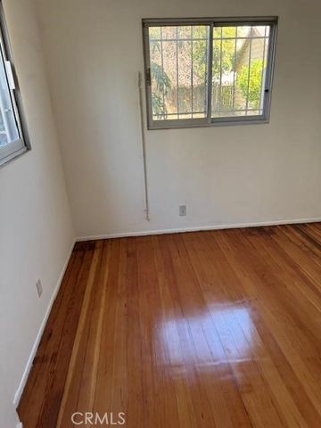 5015 Franklin Avenue, Los Angeles, CA 90027