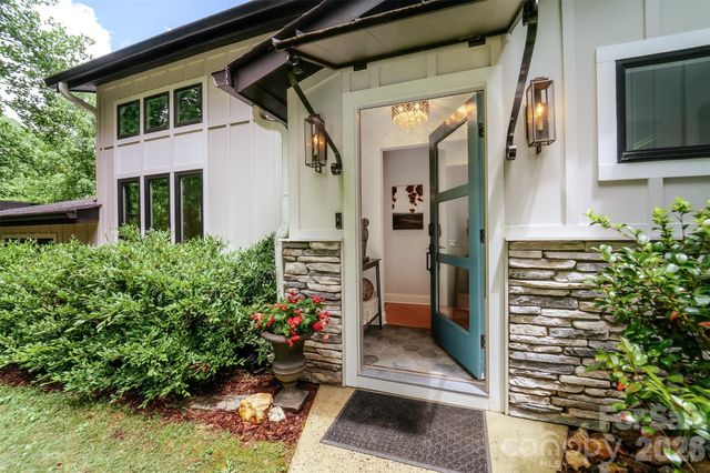 1452 S Country Club Drive, Cullowhee, NC 28723