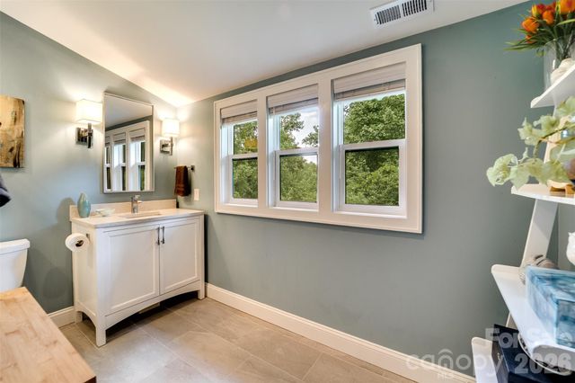 1452 S Country Club Drive, Cullowhee, NC 28723