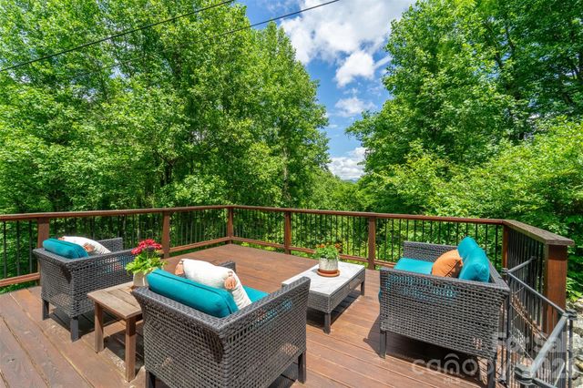 1452 S Country Club Drive, Cullowhee, NC 28723