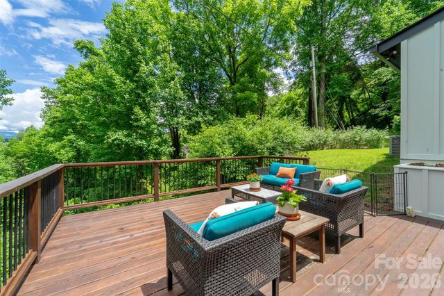 1452 S Country Club Drive, Cullowhee, NC 28723