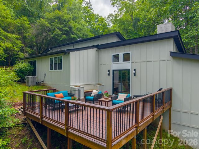 1452 S Country Club Drive, Cullowhee, NC 28723