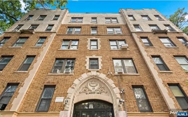 17 Elwood Place 304, Newark, NJ 07104