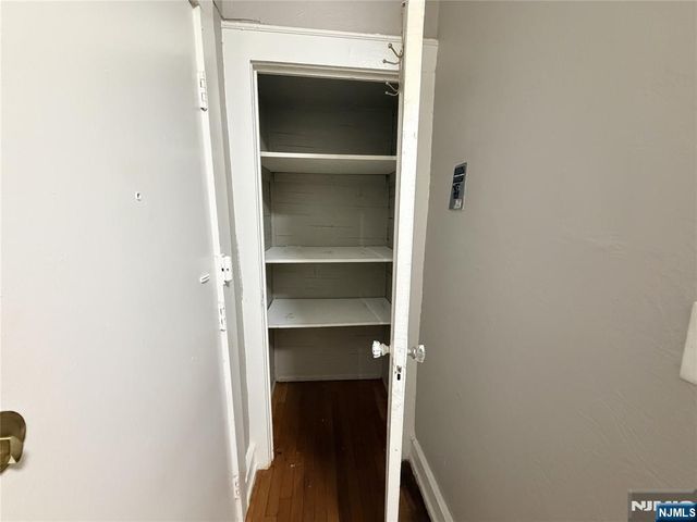 17 Elwood Place 304, Newark, NJ 07104