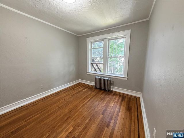 17 Elwood Place 304, Newark, NJ 07104