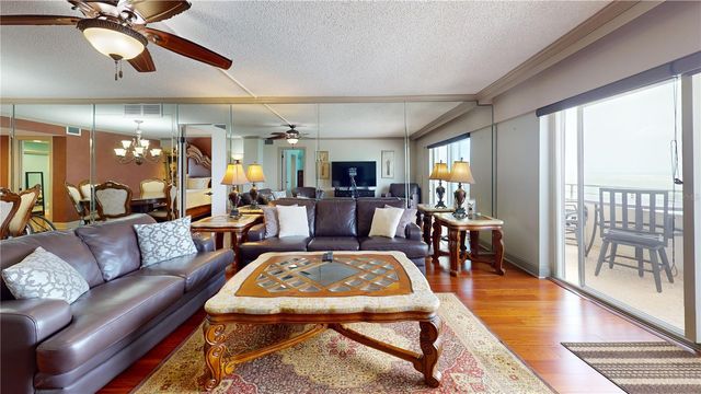 1750 BENJAMIN FRANKLIN DRIVE B, Sarasota, FL 34236