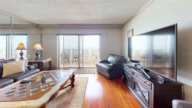 1750 BENJAMIN FRANKLIN DRIVE B, Sarasota, FL 34236