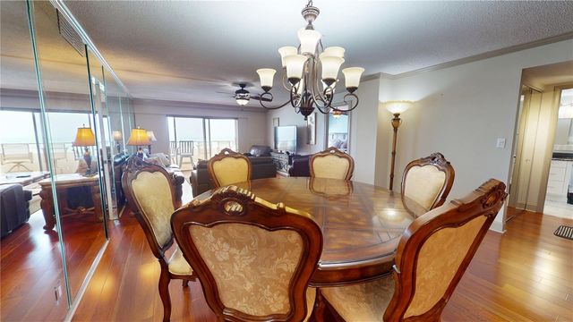 1750 BENJAMIN FRANKLIN DRIVE B, Sarasota, FL 34236