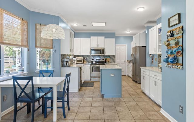 8527 Long Meadow Drive, North Charleston, SC 29420