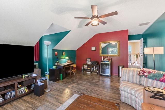 8527 Long Meadow Drive, North Charleston, SC 29420