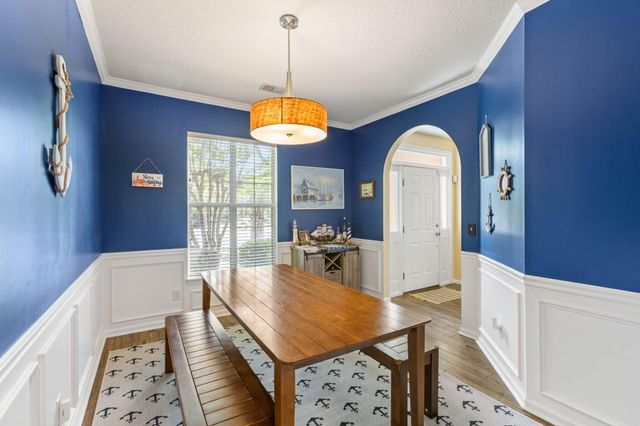 8527 Long Meadow Drive, North Charleston, SC 29420
