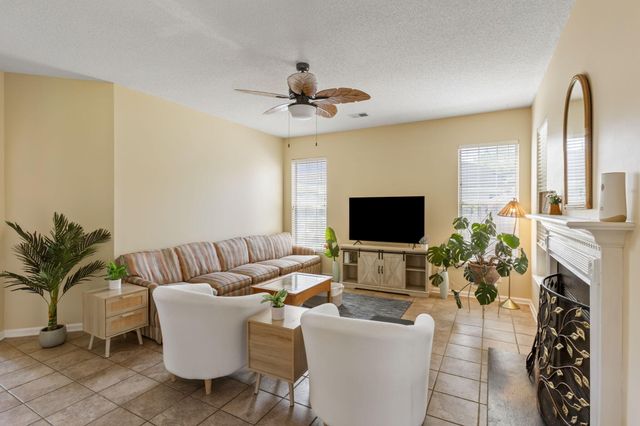 8527 Long Meadow Drive, North Charleston, SC 29420