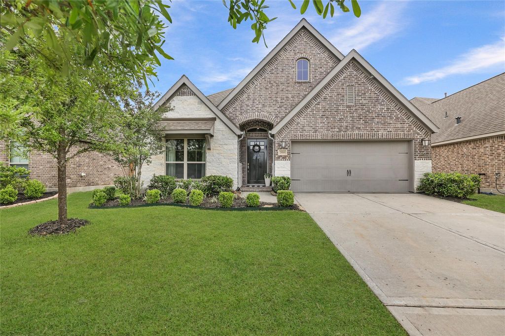 28169 Knight Peak Drive, Spring, TX 77386