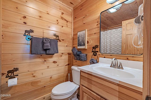 1942 Cougar Crossing Way, Sevierville, TN 37876