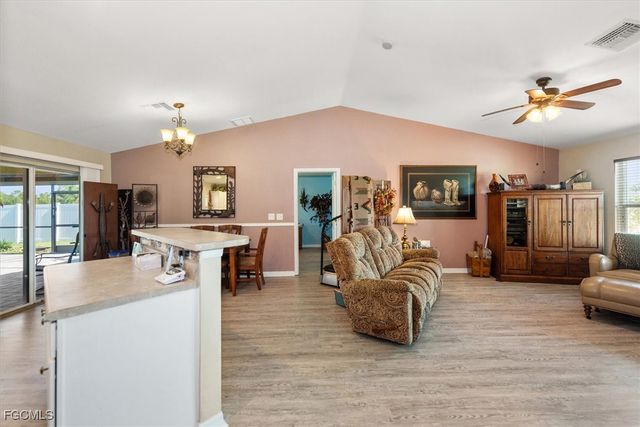 2041 NE 28th ST, Cape Coral, FL 33909