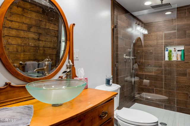 151 Stonebridge Lane, Mountain City, TN 37683