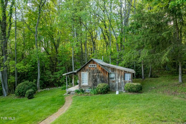 151 Stonebridge Lane, Mountain City, TN 37683