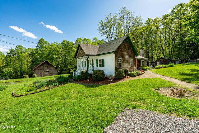 151 Stonebridge Lane, Mountain City, TN 37683