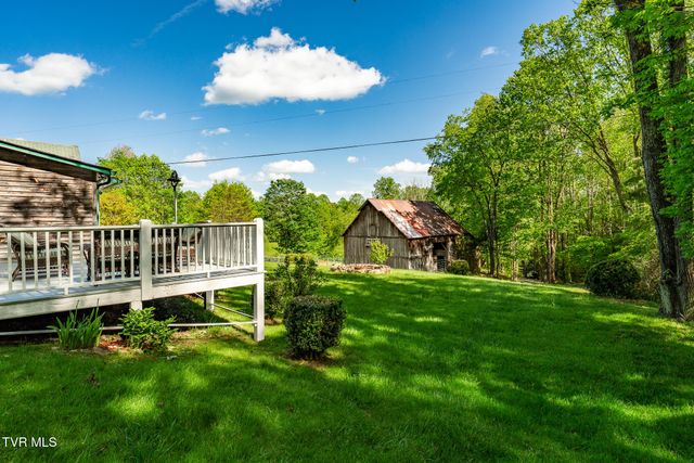 151 Stonebridge Lane, Mountain City, TN 37683