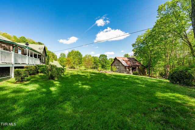 151 Stonebridge Lane, Mountain City, TN 37683