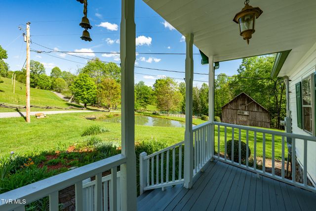 151 Stonebridge Lane, Mountain City, TN 37683