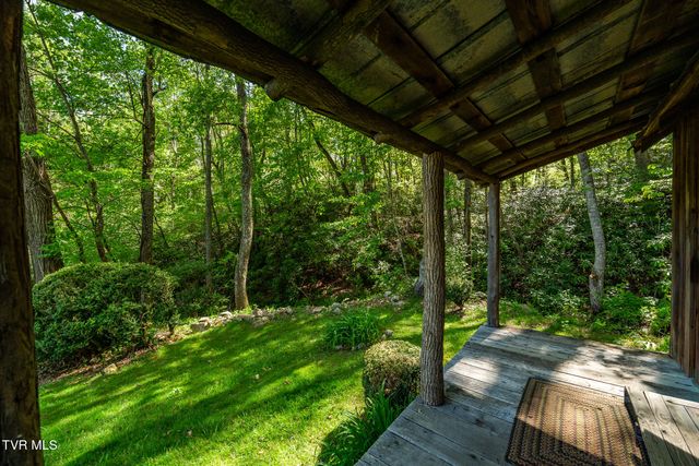 151 Stonebridge Lane, Mountain City, TN 37683