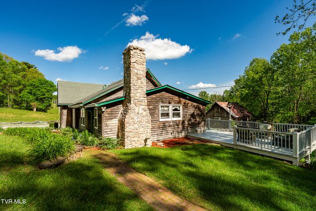 151 Stonebridge Lane, Mountain City, TN 37683