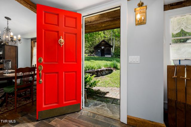 151 Stonebridge Lane, Mountain City, TN 37683