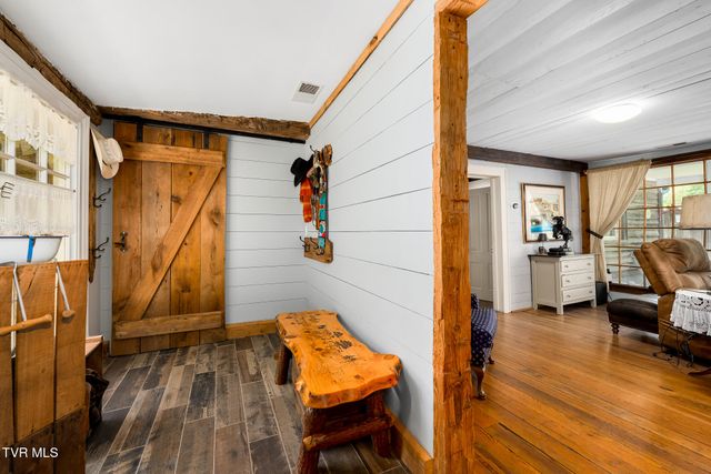 151 Stonebridge Lane, Mountain City, TN 37683