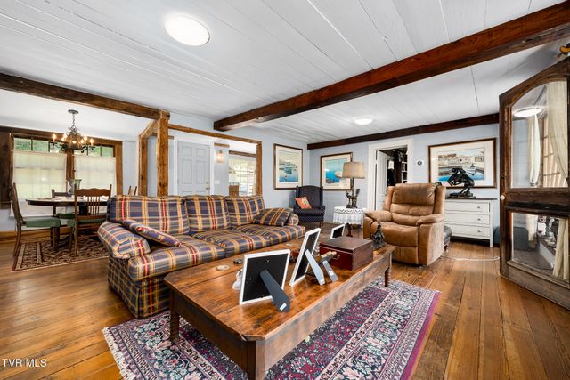 151 Stonebridge Lane, Mountain City, TN 37683