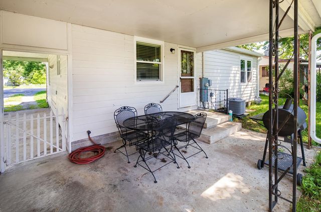 1128 E 2nd Street, Mount Vernon, IN 47620
