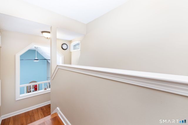 8 Whitward Place, Windsor, CT 06095