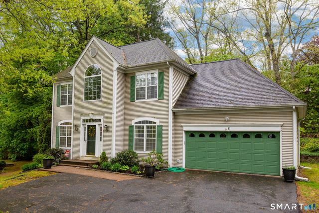 8 Whitward Place, Windsor, CT 06095