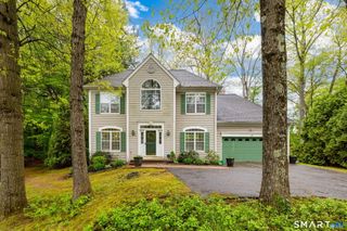8 Whitward Place, Windsor, CT 06095