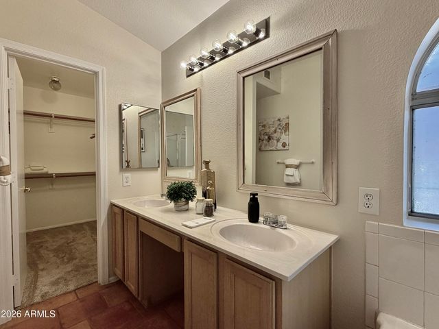642 E PARK Avenue, Chandler, AZ 85225