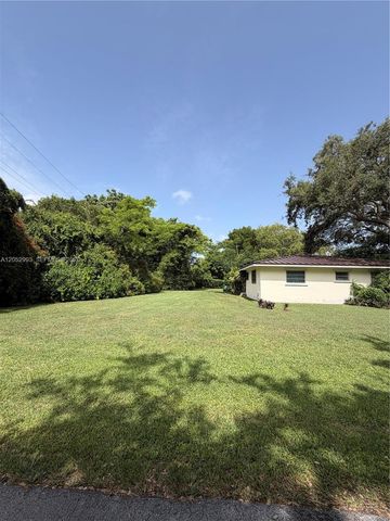 7452 SW 166th Ter, Palmetto Bay, FL 33157