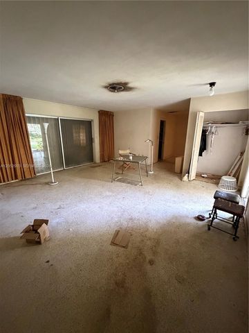 7452 SW 166th Ter, Palmetto Bay, FL 33157