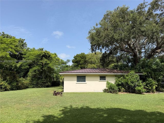 7452 SW 166th Ter, Palmetto Bay, FL 33157