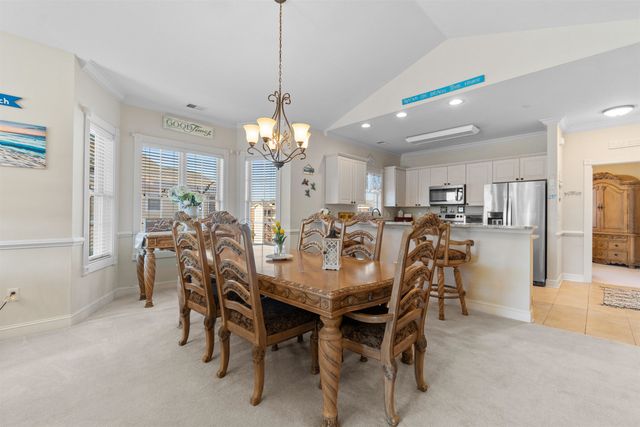 4894 Luster Leaf Cir Apt 405, Myrtle Beach, SC 29577