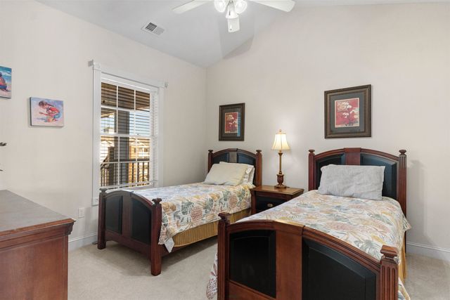 4894 Luster Leaf Cir Apt 405, Myrtle Beach, SC 29577